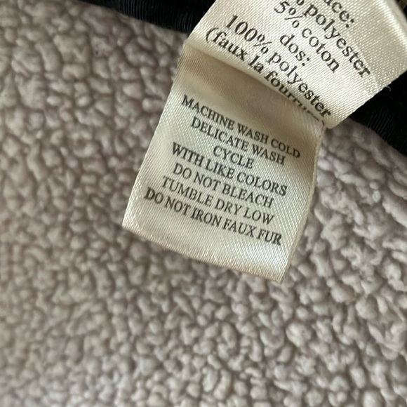 Dylan xl Heather Gray Cropped fleece lined Sweater with Hood and side zips - Picture 5 of 16